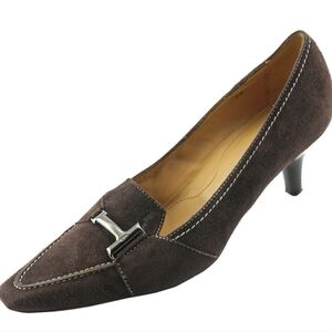 Tod's suede low heel shoes